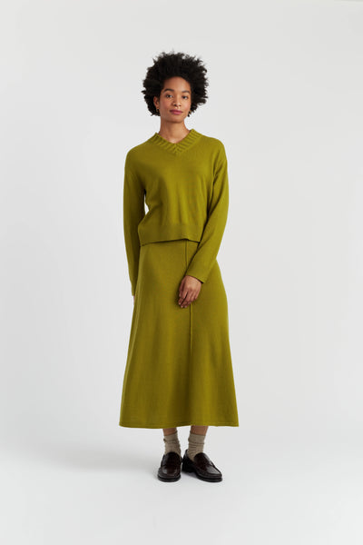 olive-wool-cashmere-ribbed-v-neck-sweater