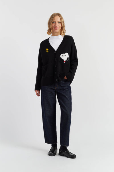 black-wool-cashmere-snoopy-peek-pocket-cardigan
