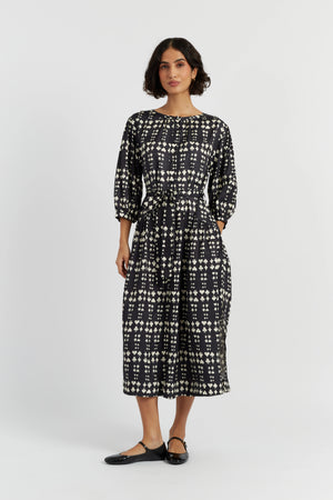 black-viscose-queen-of-hearts-dress