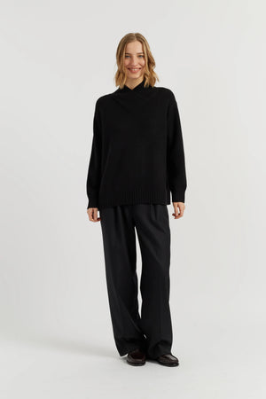 black-pure-cashmere-soft-wrap-sweater