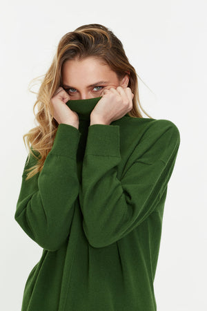 green-wool-cashmere-rollneck-sweater