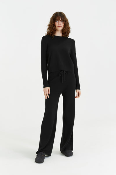 black-cropped-cashmere-sweater