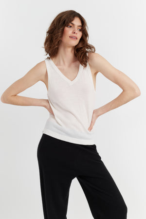 cream-pure-merino-vest