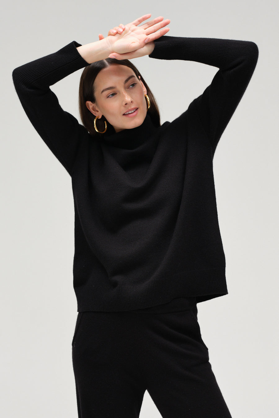 Black Pure Cashmere Rollneck Sweater