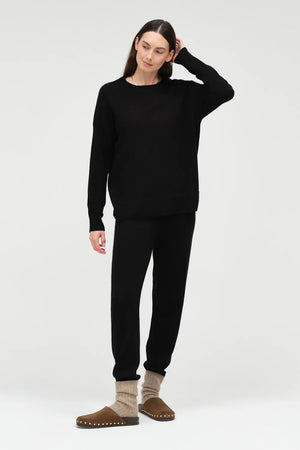 black-wool-cashmere-slouchy-sweater
