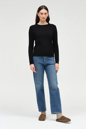 black-cropped-cashmere-sweater