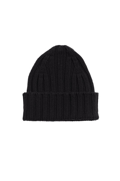 Black knit beanie on a white background