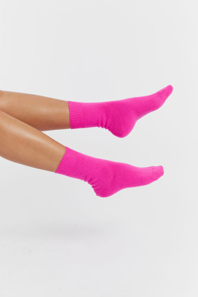 fuchsia-wool-cashmere-socks