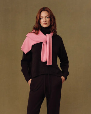 chocolate-pure-cashmere-relaxed-rollneck-sweater