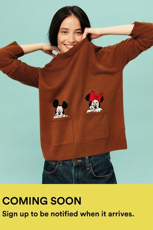 toffee-wool-cashmere-mickey-minnie-peek-pocket-sweater