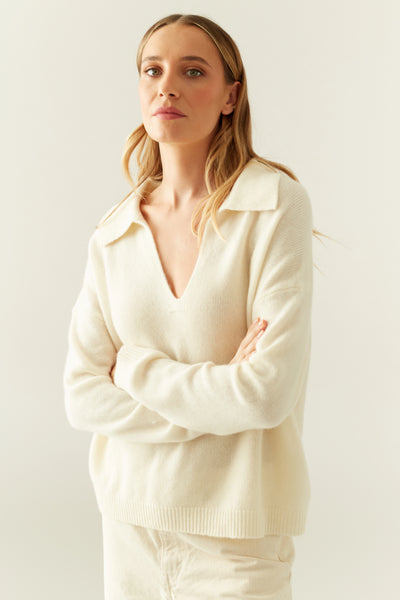 cream-cloud-cashmere-collared-sweater