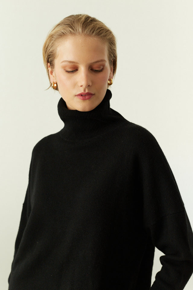 Black Pure Cashmere Rollneck Sweater image 4