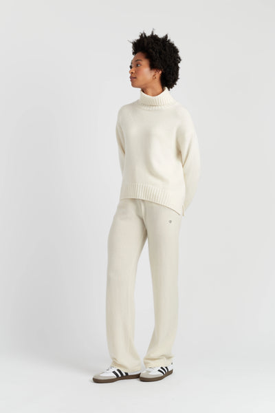 cream-pure-cashmere-relaxed-rollneck-sweater