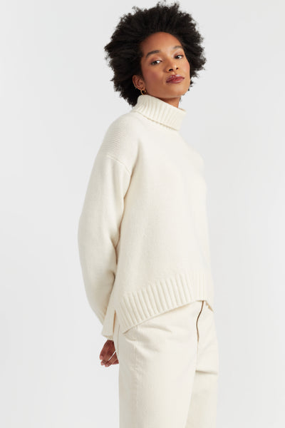 cream-pure-cashmere-relaxed-rollneck-sweater