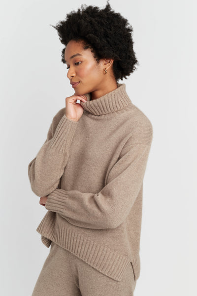 warm-oatmeal-pure-cashmere-relaxed-rollneck-sweater