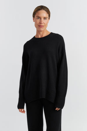 black-pure-cashmere-crew-neck-sweater