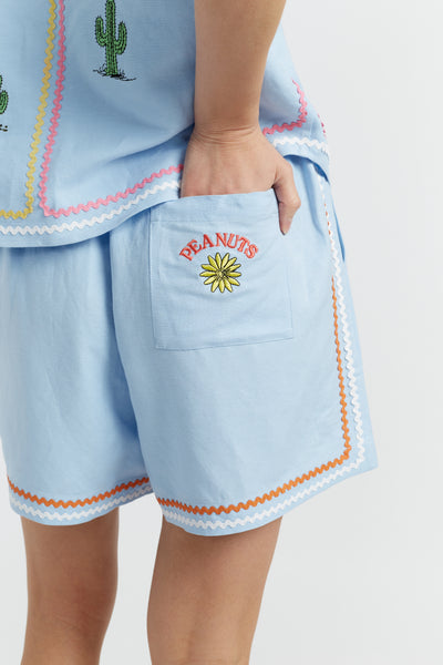 blue-linen-cotton-peanuts-vacation-shorts