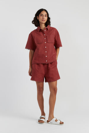 sienna-scallop-edge-linen-shorts