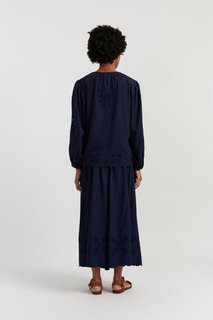 navy-broderie-linen-blouse