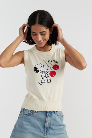 cream-snoopy-cherry-tank