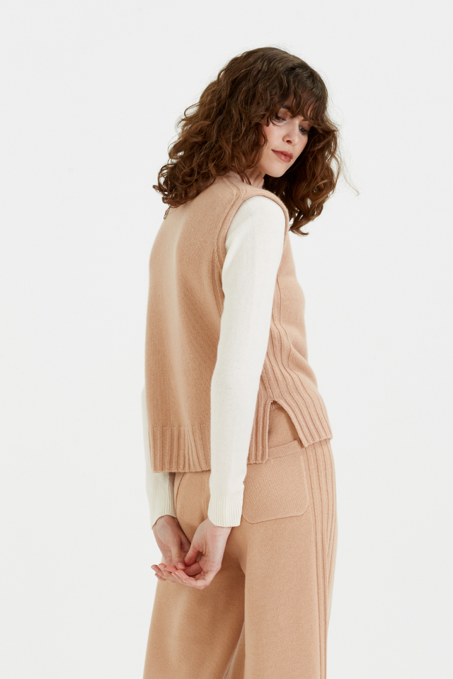 Warm-Beige Pure Cashmere Funnel Tank image 3