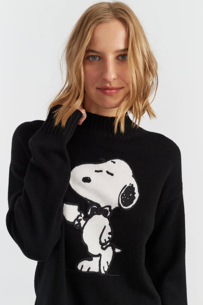 black-wool-cashmere-tea-time-snoopy-sweater